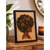 Dame Nature – Tableau en bois gravé et coloré | Eden Wood